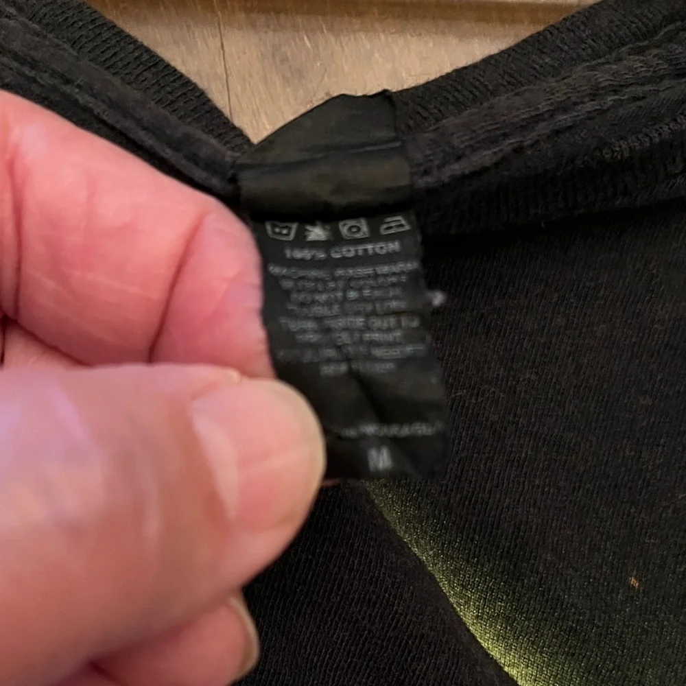 Marilyn Manson As the Wicked Witch 
Men's Black Graphic Tee with Green Design - Picture 4 of 5